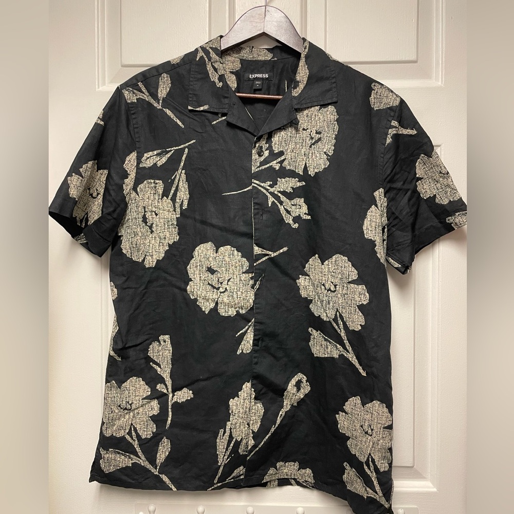 Men’s floral shirt